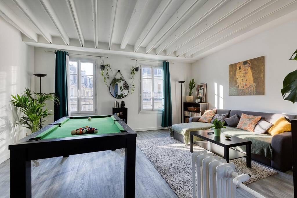 Nice Flat With Billard And View باريس المظهر الخارجي الصورة