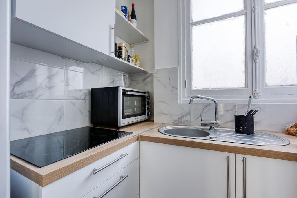 Nice Flat With Billard And View باريس المظهر الخارجي الصورة